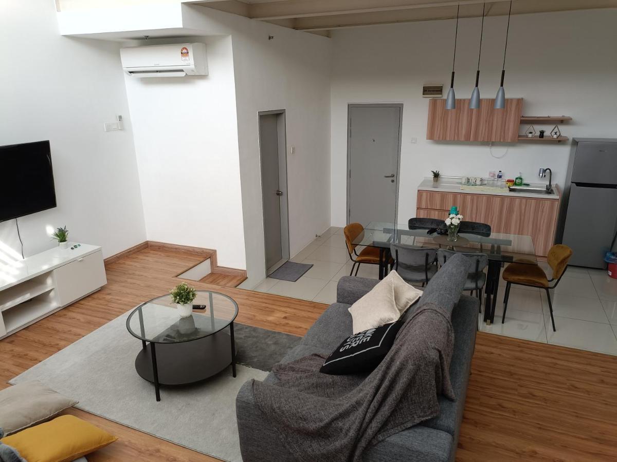 Loft Signature Executive Suite Empire City Petaling Jaya Exterior photo